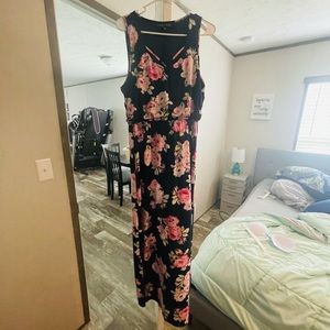 Sleeveless Flower Maxi dress